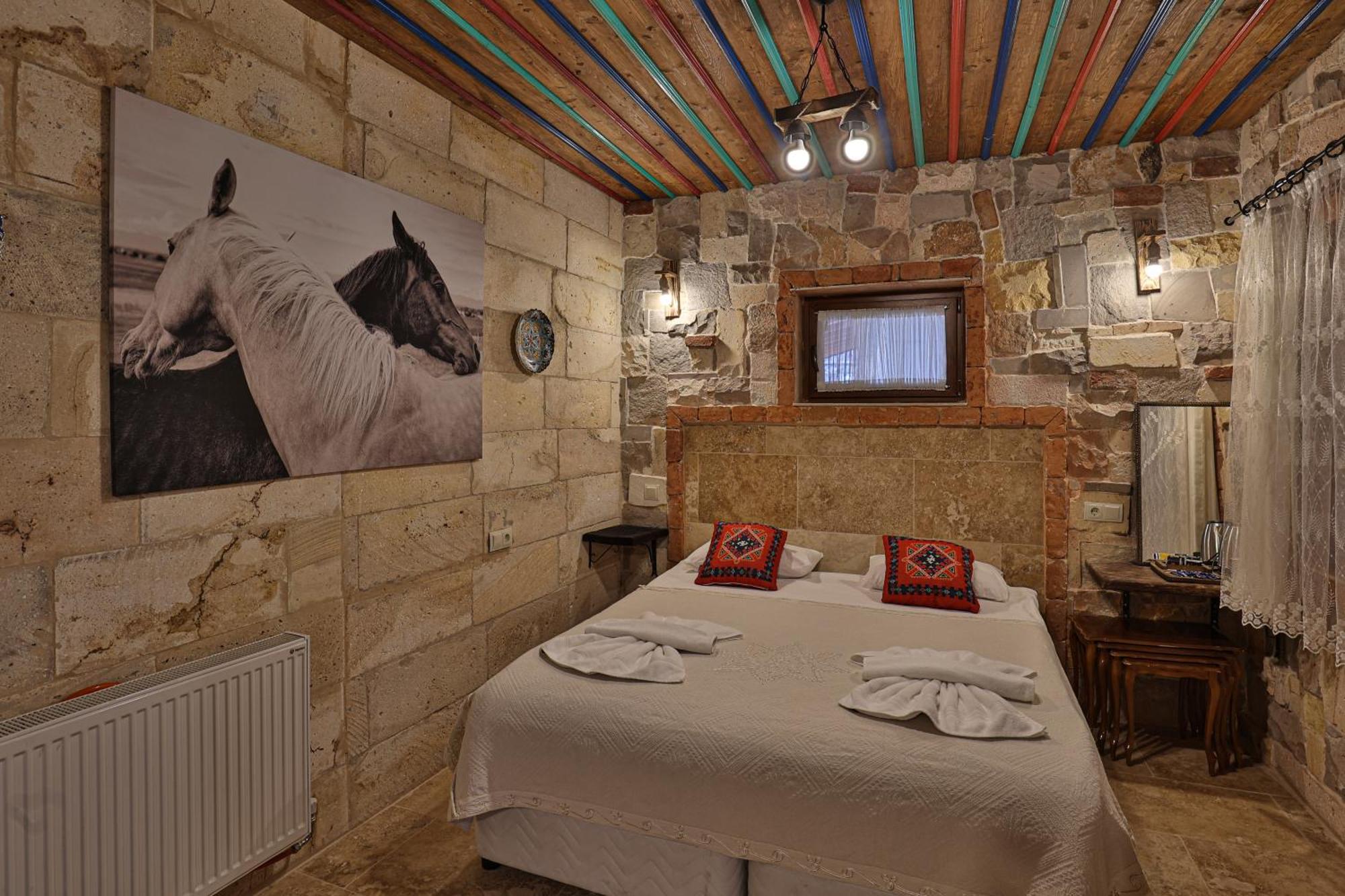 Luwian Stone House Hotel Goreme Exterior photo