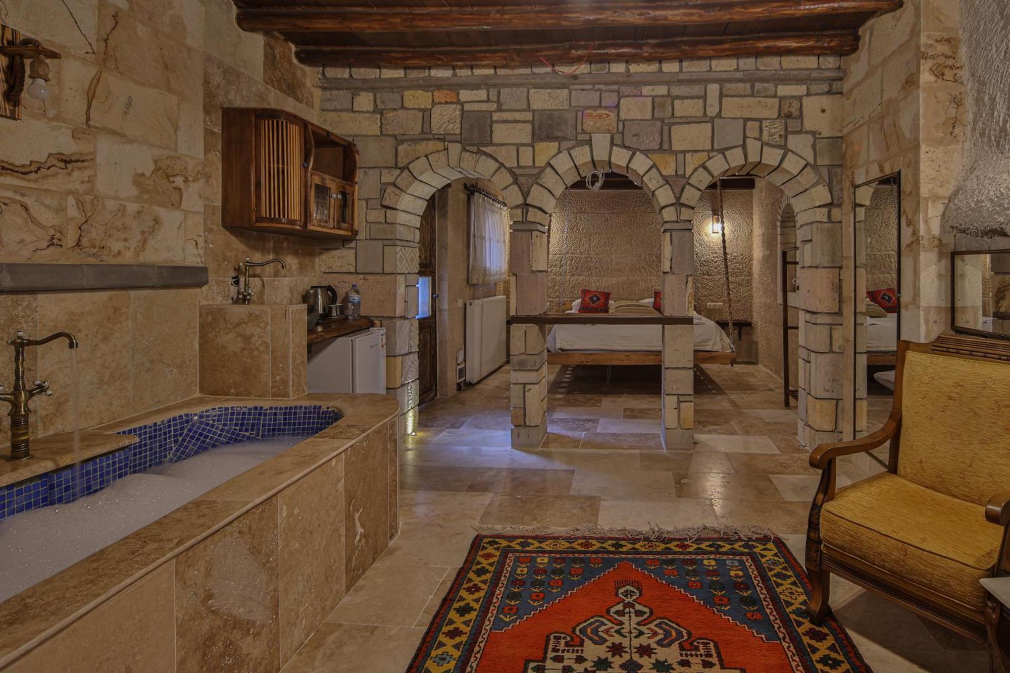 Luwian Stone House Hotel Goreme Exterior photo